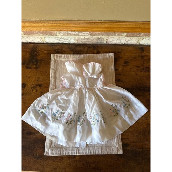 Vintage Baby Dress With Pink Satin Trim & Floral Embroidery - Picture 7 of 16